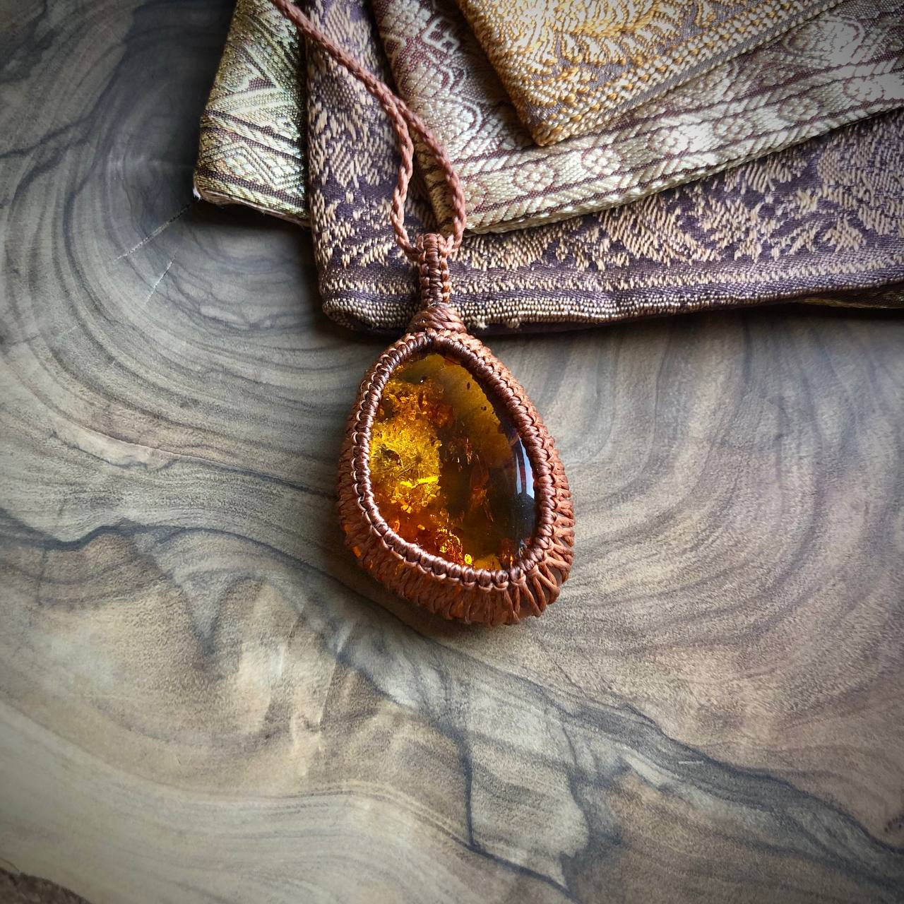 Barnsteen / Amber