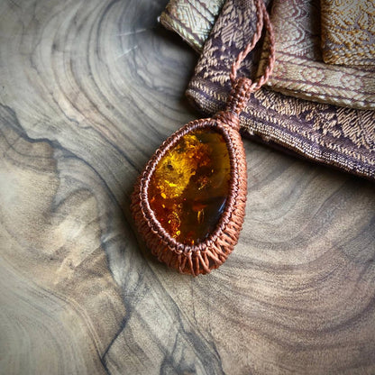 Barnsteen / Amber