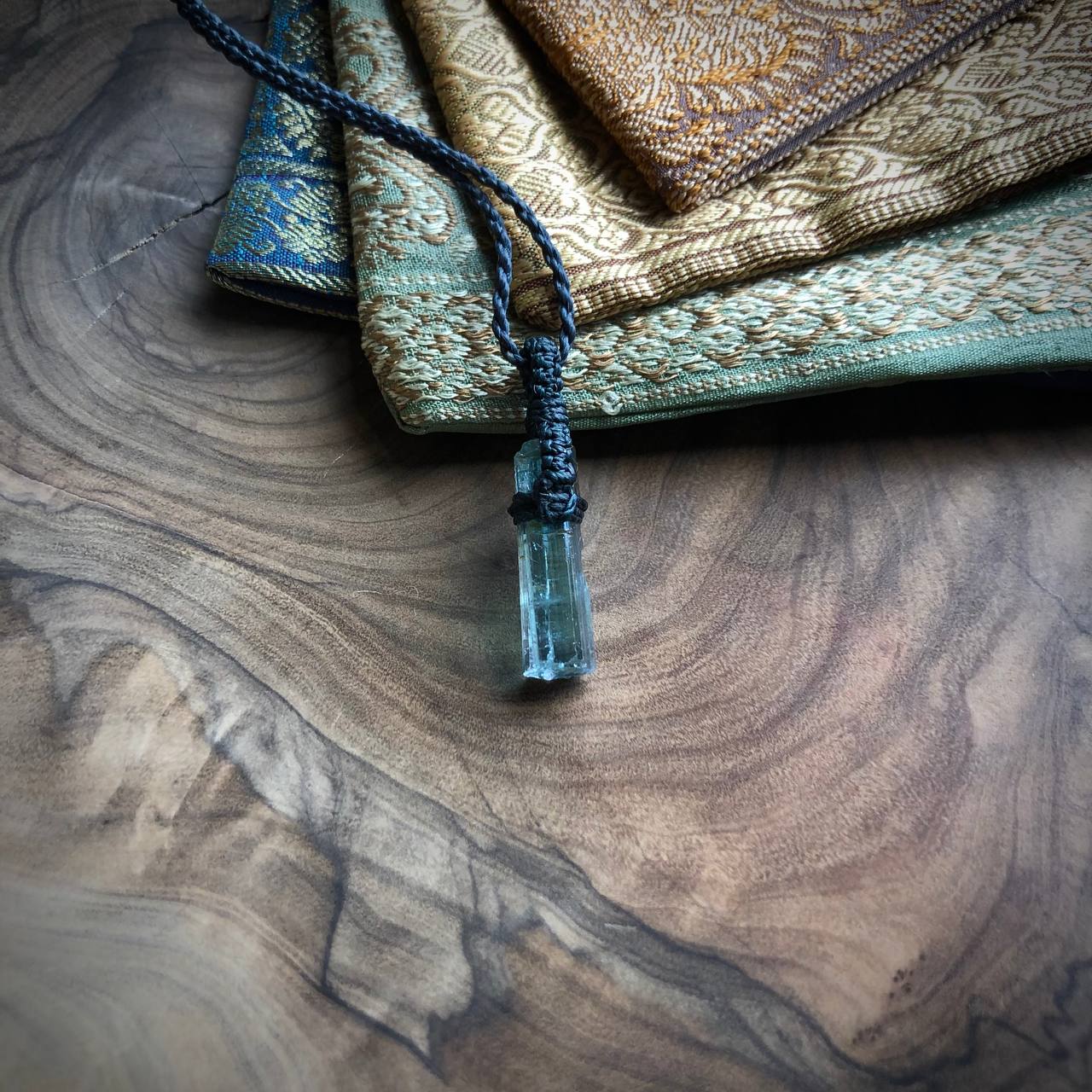 Indigoliet kristal (Blauwe Toermalijn)